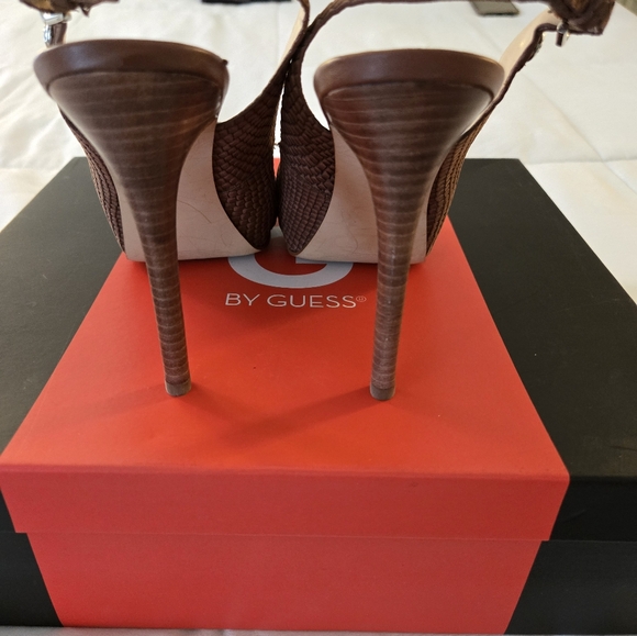 Guess Peeptoe Pumps - Picture 10 of 10